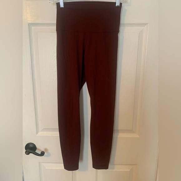 Yogalicious Lux - Burgundy Leggings - Size Small - Picture 1 of 2